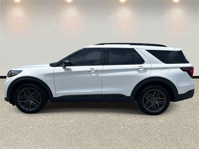 used 2025 Ford Explorer car, priced at $52,111