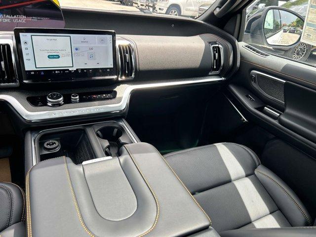 new 2025 Ford Expedition car, priced at $84,540