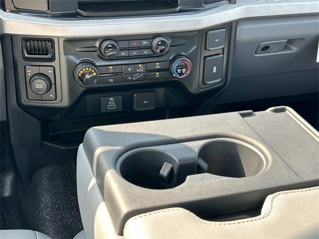 new 2025 Ford F-250 car, priced at $47,421