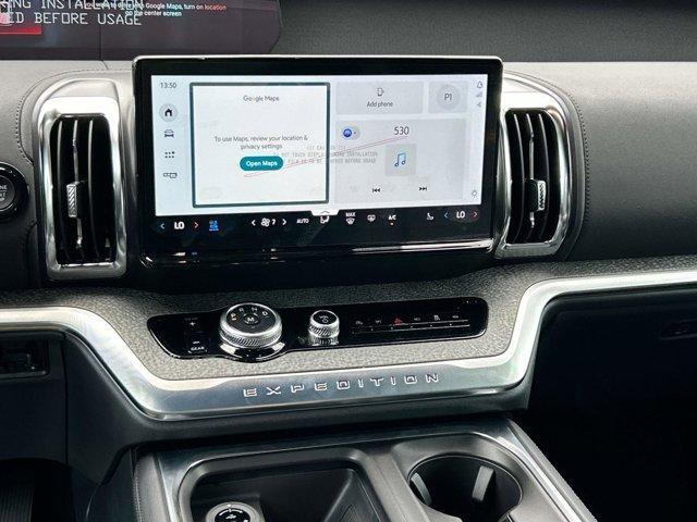 new 2025 Ford Expedition car, priced at $84,310