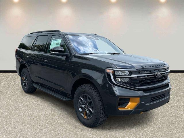 new 2025 Ford Expedition car, priced at $84,310