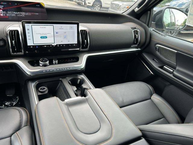 new 2025 Ford Expedition car, priced at $84,310