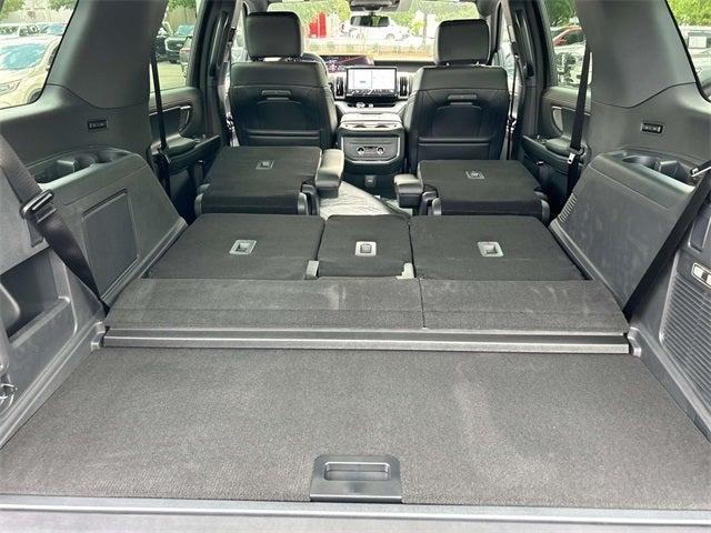 new 2025 Ford Expedition car, priced at $84,310