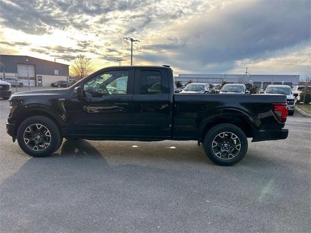 new 2024 Ford F-150 car, priced at $39,965