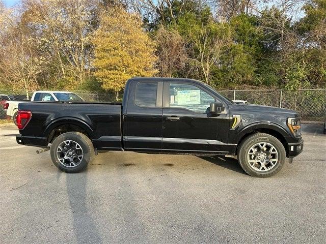 new 2024 Ford F-150 car, priced at $39,965