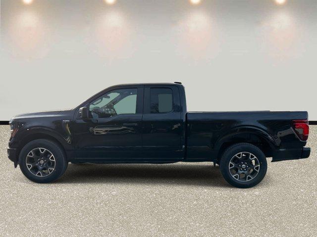 new 2024 Ford F-150 car, priced at $39,042