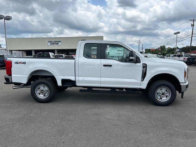 new 2024 Ford F-250 car, priced at $45,562