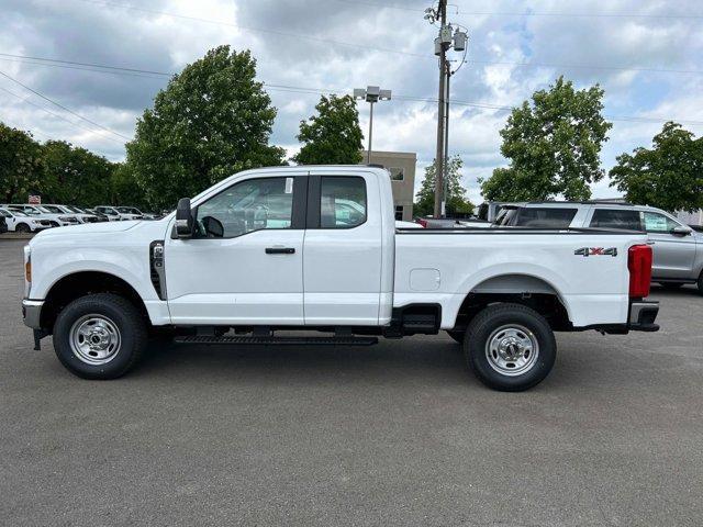 new 2024 Ford F-250 car, priced at $45,562