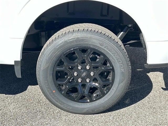 new 2025 Ford F-150 car, priced at $42,199