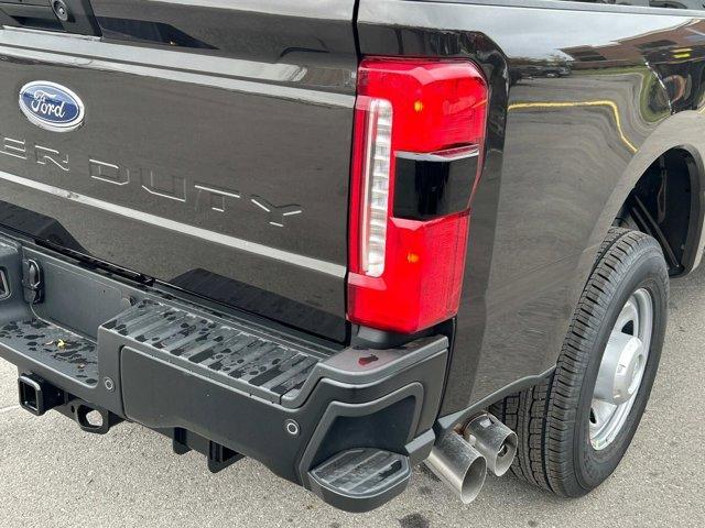 new 2024 Ford F-350 car, priced at $53,588