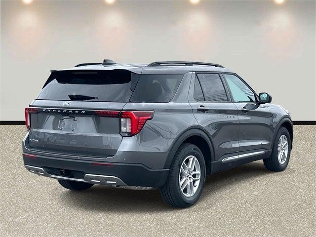 new 2025 Ford Explorer car, priced at $39,972