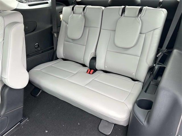 new 2025 Ford Explorer car, priced at $39,972