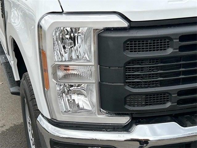 new 2024 Ford F-350 car, priced at $61,172