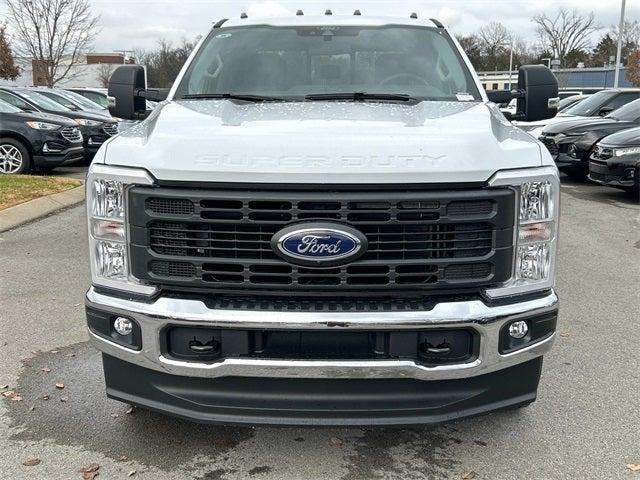 new 2024 Ford F-350 car, priced at $61,172