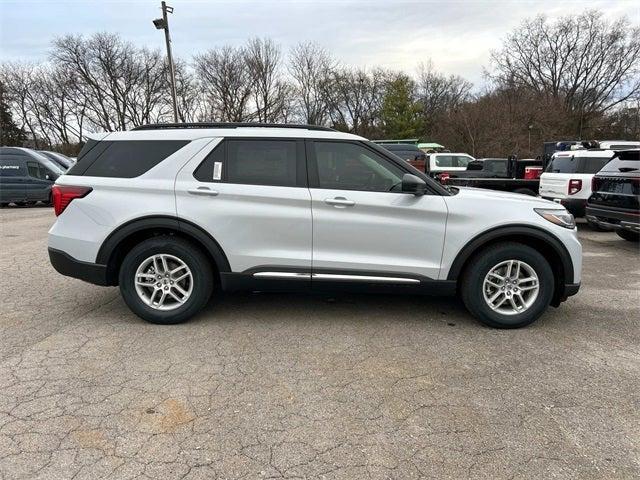 new 2025 Ford Explorer car, priced at $40,621