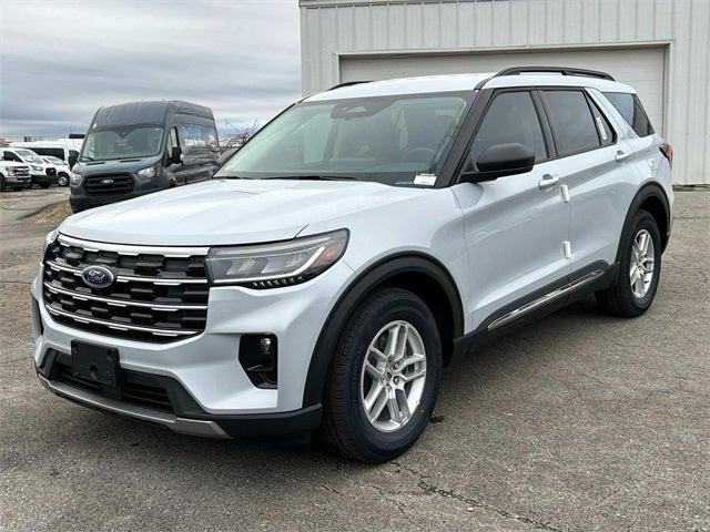 new 2025 Ford Explorer car, priced at $40,621