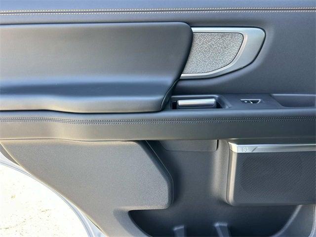 new 2025 Ford Expedition car, priced at $81,394