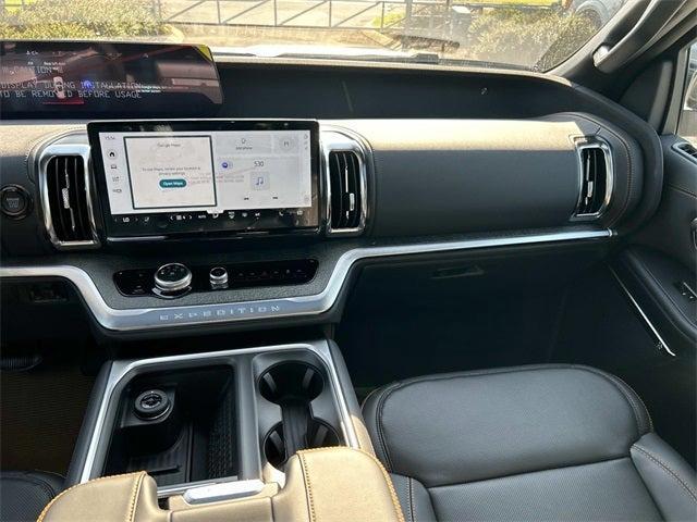 new 2025 Ford Expedition car, priced at $81,394