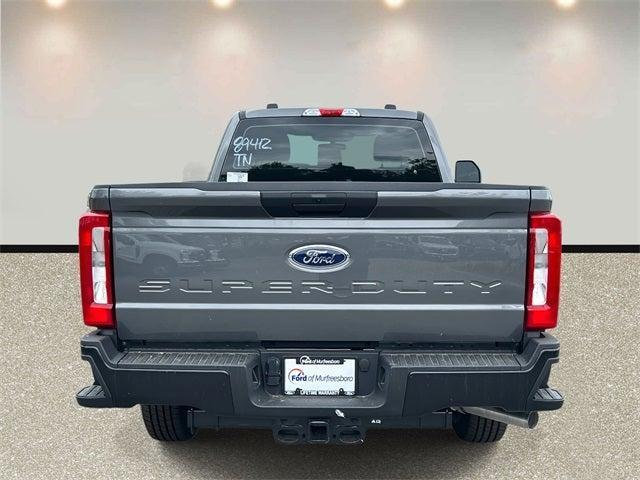 new 2025 Ford F-250 car, priced at $40,614