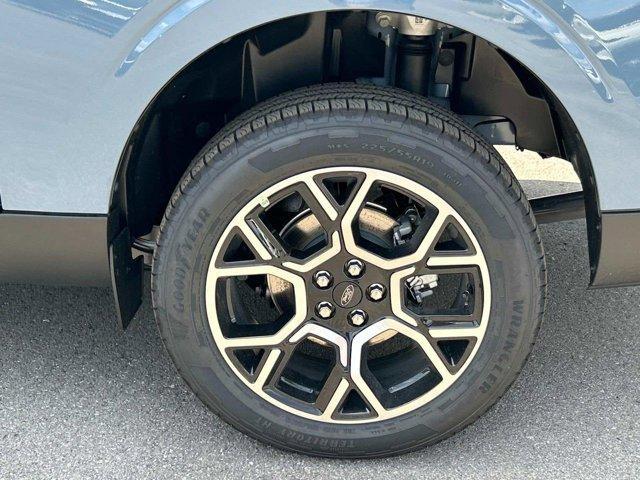 new 2025 Ford Maverick car, priced at $36,641
