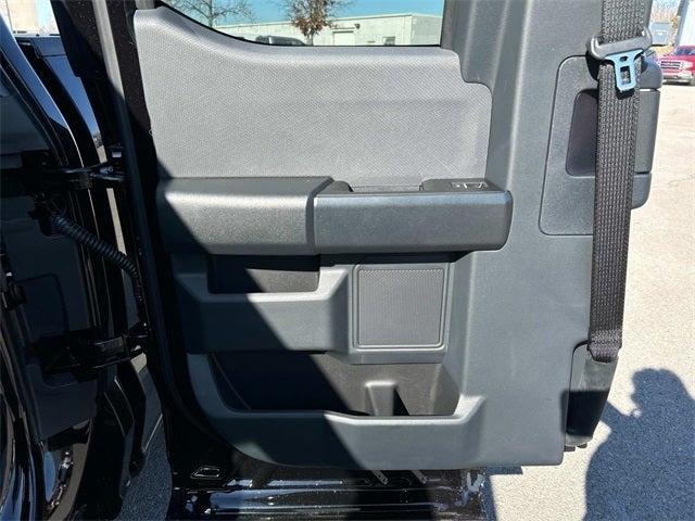 new 2025 Ford F-150 car, priced at $38,696
