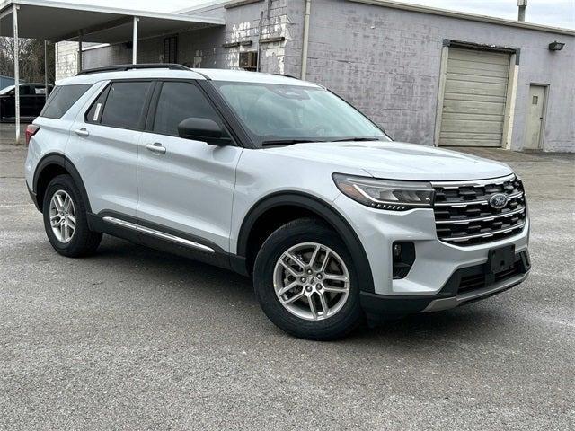 new 2025 Ford Explorer car, priced at $40,772