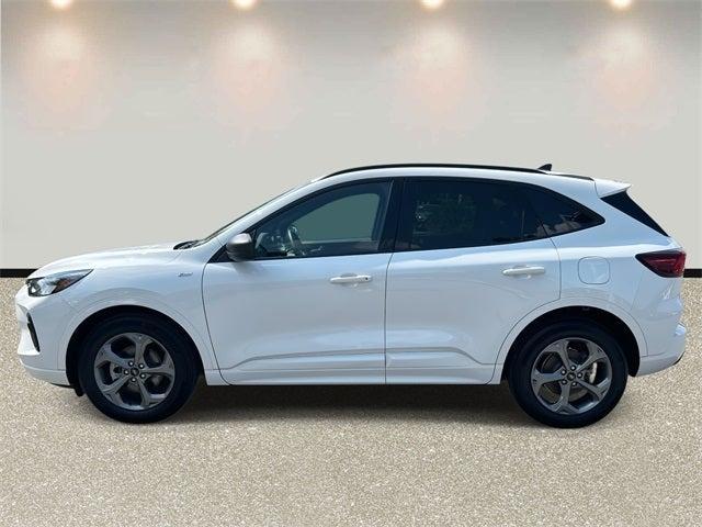 used 2023 Ford Escape car, priced at $25,827