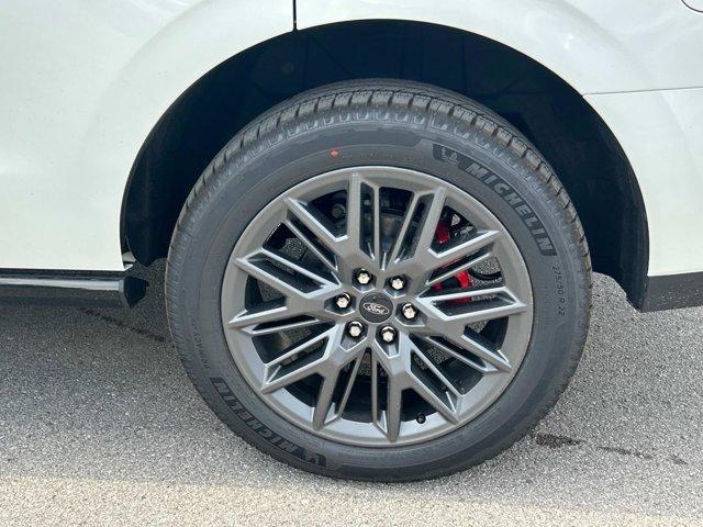 new 2025 Ford Expedition car, priced at $84,645