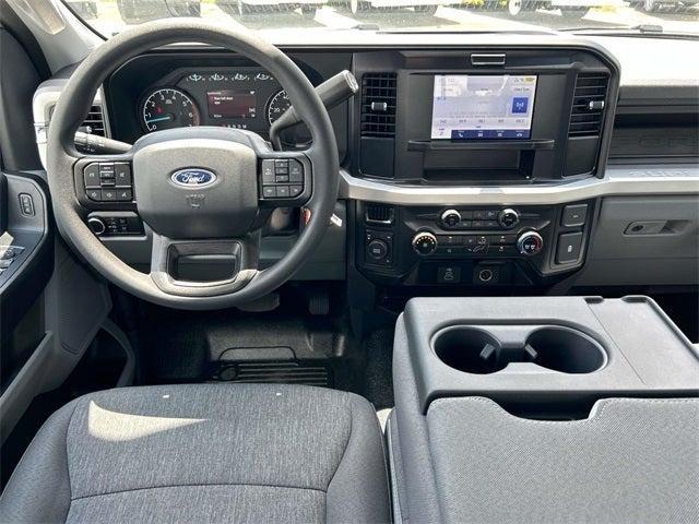 new 2025 Ford F-250 car, priced at $48,543