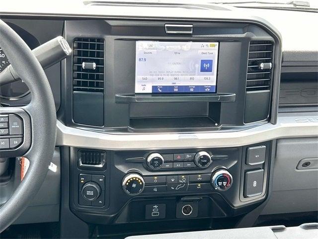 new 2025 Ford F-250 car, priced at $48,543