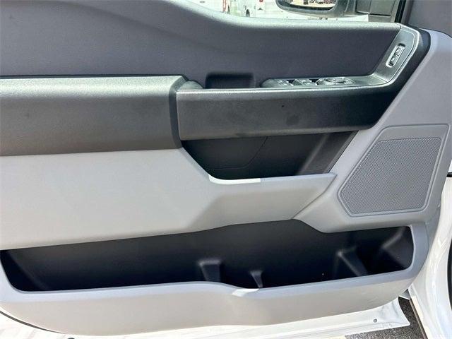 new 2025 Ford F-250 car, priced at $48,543