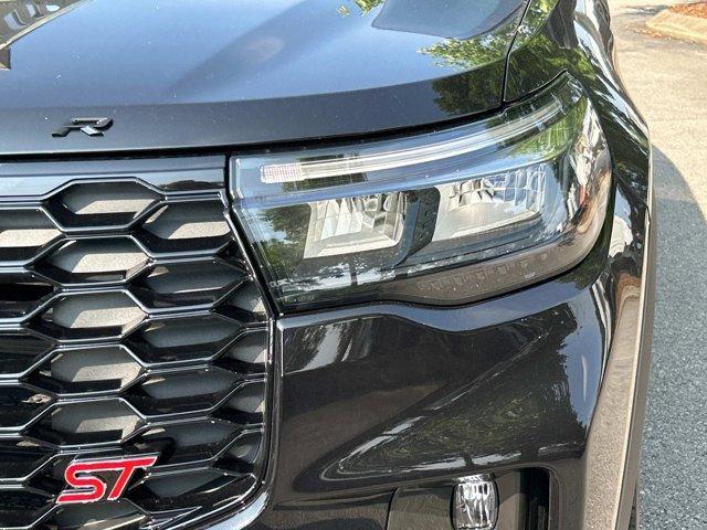 new 2025 Ford Explorer car, priced at $53,357