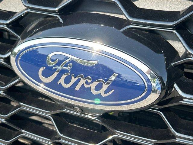 new 2025 Ford Explorer car, priced at $53,357