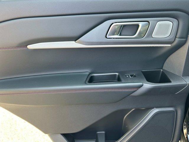 new 2025 Ford Explorer car, priced at $53,357