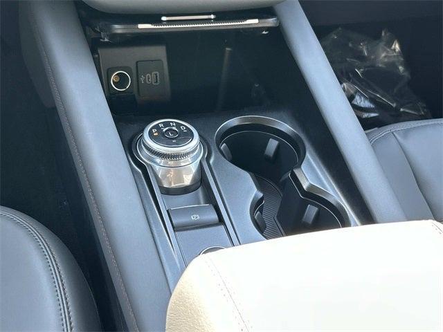 new 2025 Ford Explorer car, priced at $40,700