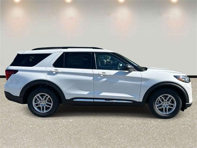 new 2025 Ford Explorer car, priced at $40,700