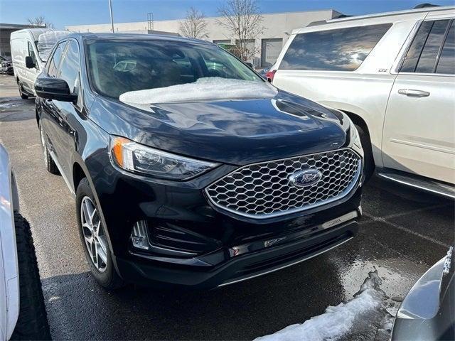 used 2024 Ford Edge car, priced at $34,026