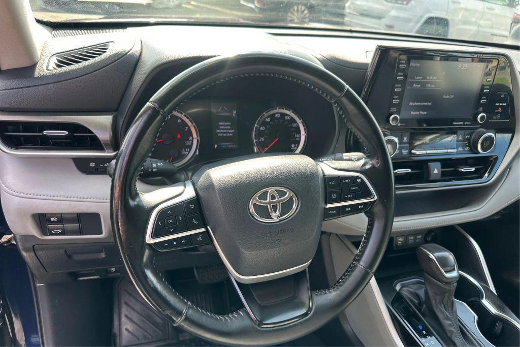 used 2022 Toyota Highlander car, priced at $30,990