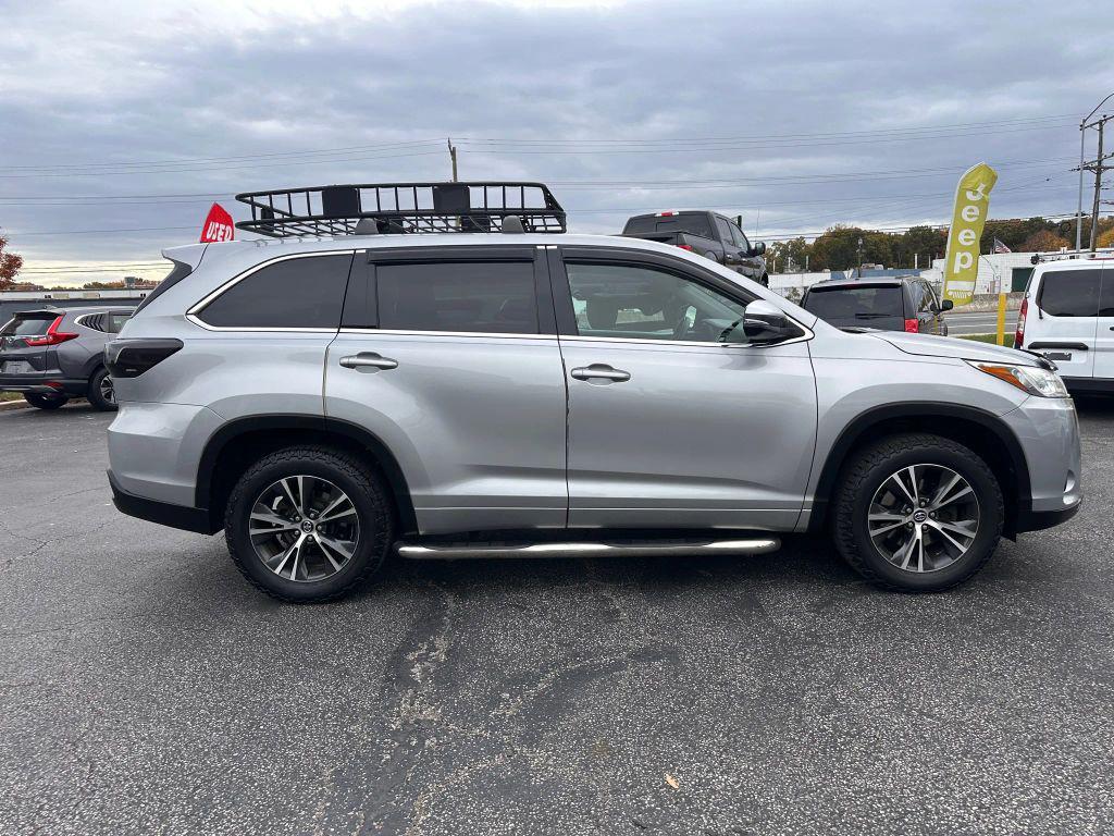 used 2018 Toyota Highlander car, priced at $19,500
