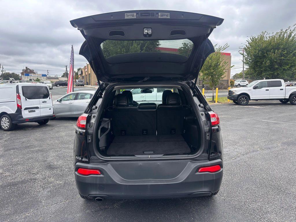 used 2018 Jeep Cherokee car, priced at $12,990
