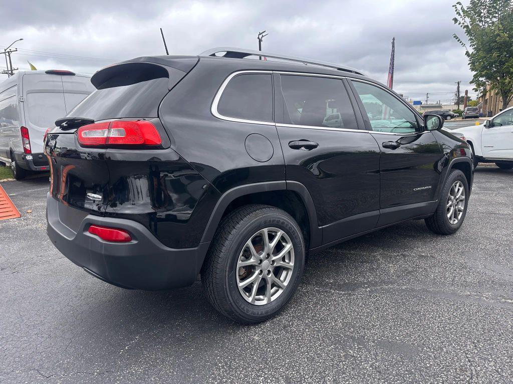 used 2018 Jeep Cherokee car, priced at $12,990