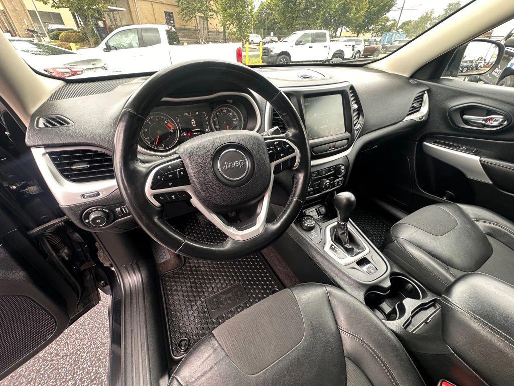 used 2018 Jeep Cherokee car, priced at $12,990