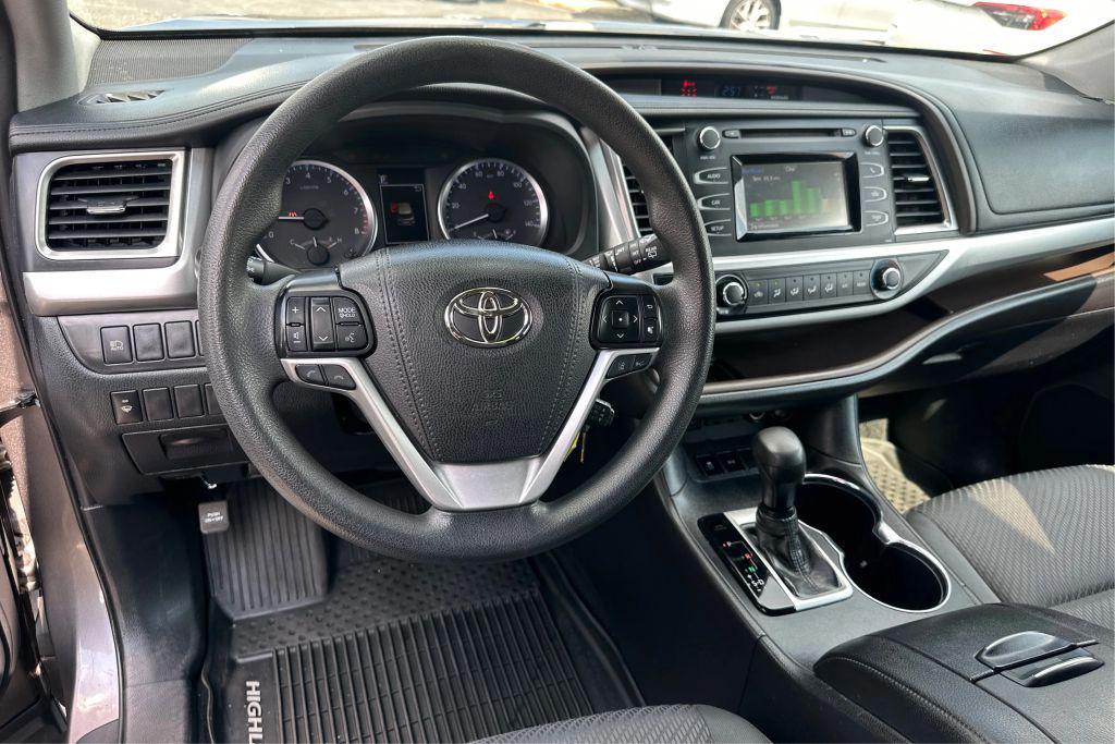 used 2019 Toyota Highlander car, priced at $20,990