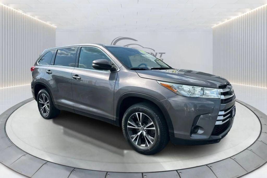 used 2019 Toyota Highlander car, priced at $20,990