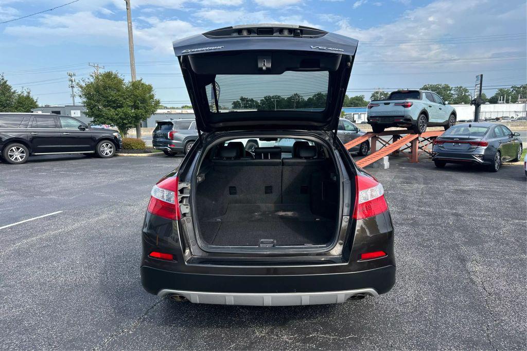 used 2013 Honda Crosstour car, priced at $12,990
