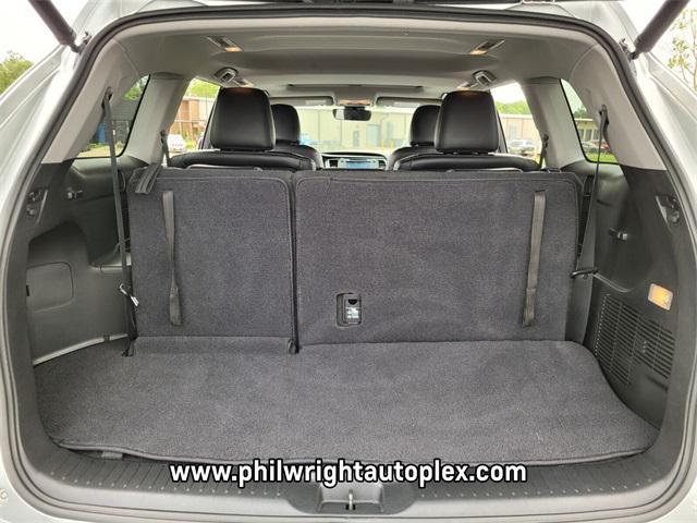 used 2017 Toyota Highlander car, priced at $23,659