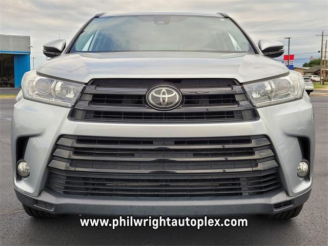 used 2017 Toyota Highlander car, priced at $23,659