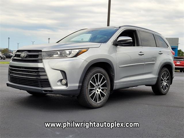 used 2017 Toyota Highlander car, priced at $23,659