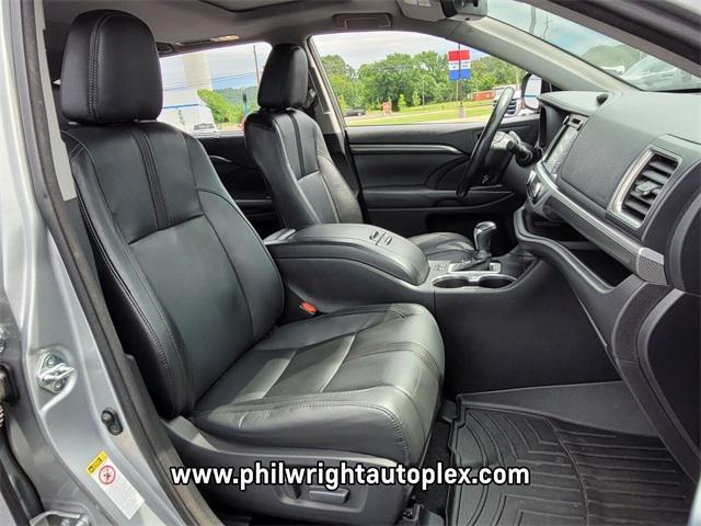 used 2017 Toyota Highlander car, priced at $23,659