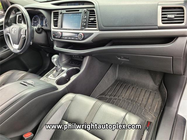 used 2017 Toyota Highlander car, priced at $23,659